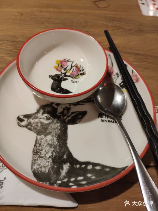 新白鹿餐厅(城西银泰城店)餐具摆设图片 - 第1182张