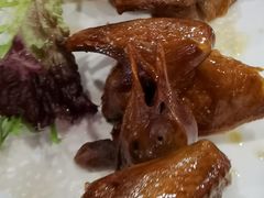 -鹏城人家海鲜酒家·23年老字号(较场尾店)