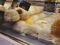 -白玉兰食品甜凤店(合生汇店)