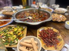 -盐井记·自贡美蛙鲜锅兔(中和店)