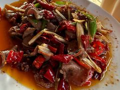 -大众跷脚牛肉馆·非遗传承单位(峨眉山店)