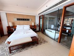 -三亚湾海居雅高铂尔曼度假酒店