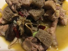 -赶海部落海鲜城(海阳路店)