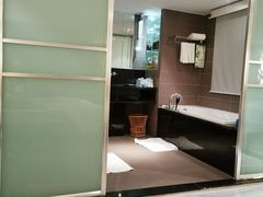 -圆子酒店(南宁金湖广场地铁站店)