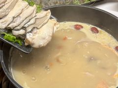 -汤宴·参须肚包鸡(南京路店)