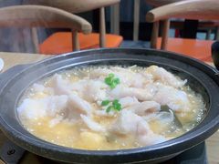 -极有家小鱼小鸡石锅煲(佳兆业店)