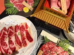 -山川小町·极番烧肉(新地假日广场店)