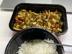 -渔语鱼酸菜鱼新川菜(来福士店)