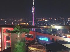 -广州柏悦酒店·悦吧·顶楼露天酒吧