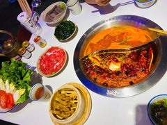 -卤校长重庆火锅(国兴店)