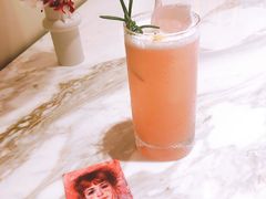 蜜桃季－夏日-théATRE 茶聚场(王府中環店)