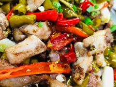 -廖哥泡椒兔(峨眉店)