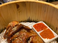 胡桃里烤鸡-临界音乐酒馆·小龙虾·江湖菜(华熙LIVE·鱼洞店)