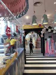 -奈尔宝·儿童乐园·亲子餐厅(前滩店)