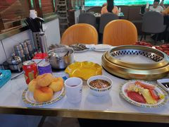 -布罗城堡自助烧烤(鸿通城购物中心店)