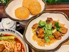 -鑫花溪牛肉米粉(凤凰街创始总店)