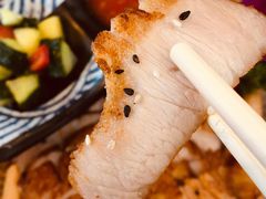 金牌炭烧秘制猪颈肉-Hi YOU你的饭局泰餐厅(雍和宫店)