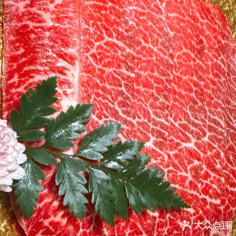 为了这口和牛，我甘愿在静安排队两小时