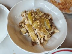 -明本湛江鸡•海鲜小厨(陈家祠店)