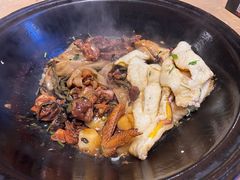 -万里闯关东铁锅炖菜馆(高新旗舰店)