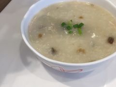 皮蛋瘦肉粥-嘉和一品粥(津华昌道店)