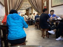 等位区-仁信老铺甜品(北京路店)