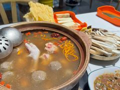 -菌小白火锅(时尚天河店)