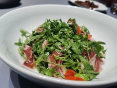 芝麻菜拌小何塞火腿-怡情荟•海鲜青岛菜(五四广场旗舰店)