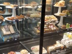 面包甜点陈列柜-星巴克臻选(武汉经开永旺梦乐城店)