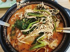 -小街曹师傅砂锅麻辣烫(亚泰大街店)