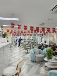 -米娜护肤造型