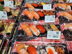 -胖东来生活广场(健康路店)