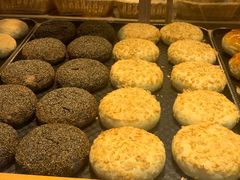 -嘉华鲜花饼(四方街旗舰店)