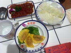 -贤合庄卤味自助火锅(新都汇店)
