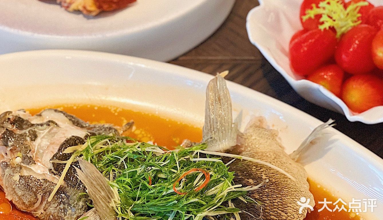 在天愿做比翼鸟，在外要吃天比高