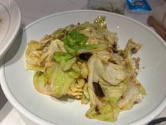 锅气腾腾炝莲白-椒爱水煮鱼川菜(CBD万达店)