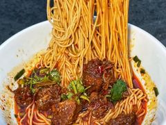 -李与白包子铺(桐梓林店)