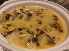 特色酸菜鱼-小菜园新徽菜(合肥天鹅湖万达店)