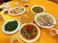 -荣生萝卜汤饭店