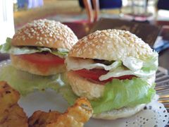 小汉堡-厦门泰谷酒店(中山路镇海路地铁站店)