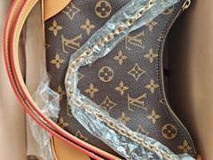 -小飞侠奢侈品回收 寄卖 养护(宝山宝龙广场店)