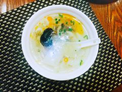 -山明水秀大饭店