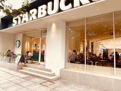 -星巴克臻选(上海淮海百盛购物中心店)