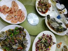 -四川小胡子海鲜(丁村万人海鲜广场店)