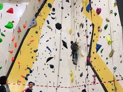 -问山MountQuest攀岩馆