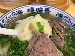 -嘻小北·兰州清汤牛肉面(太平洋森活天地店)
