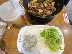 -南城香·饭香串香馄饨香(赵公口店)