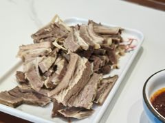 -三江源美食城