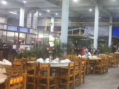 大堂-四川小胡子海鲜(丁村万人海鲜广场店)