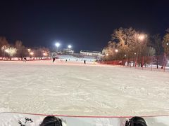 -庙香山滑雪场